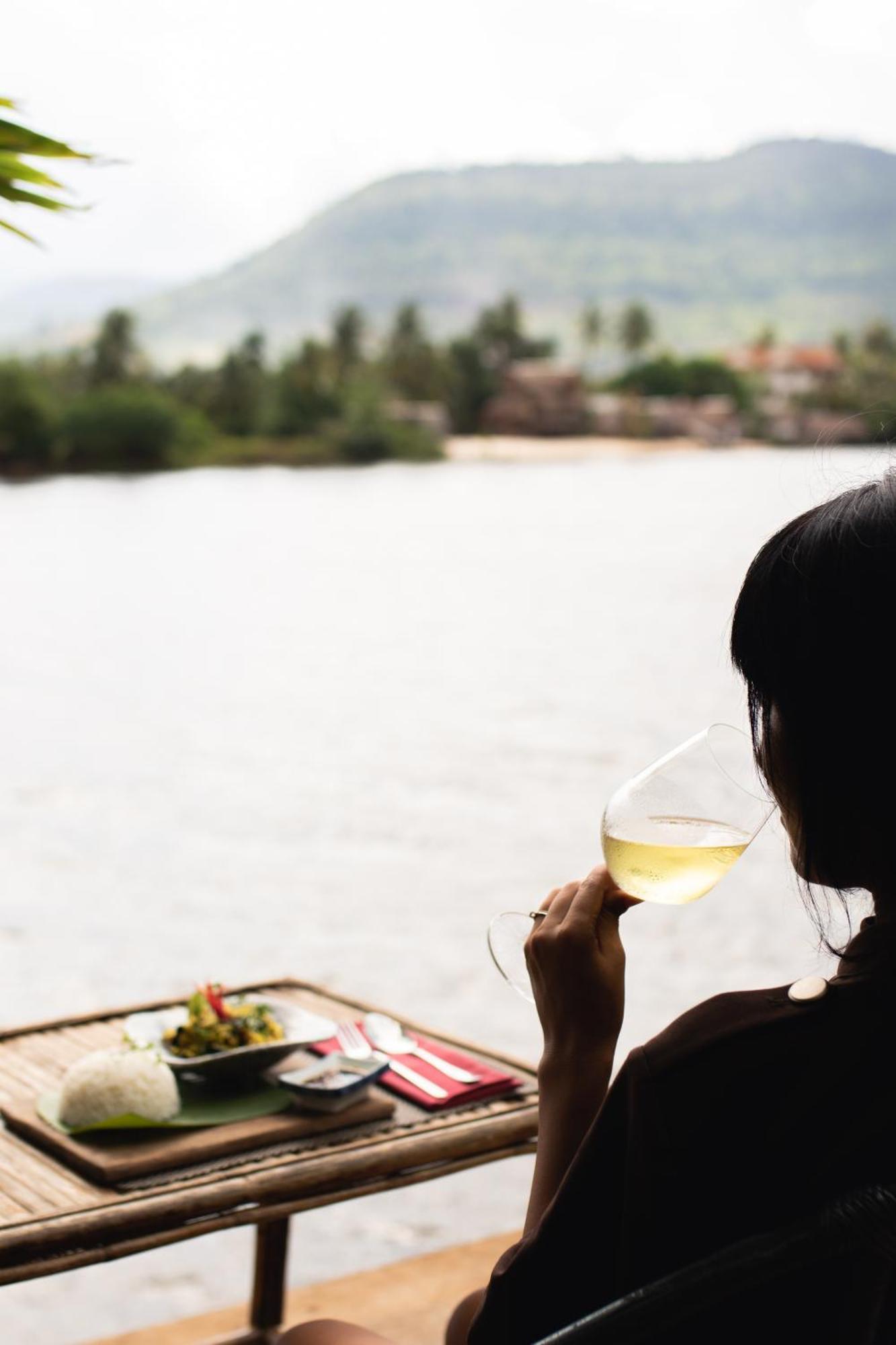 Sabay Beach Kampot Kültér fotó